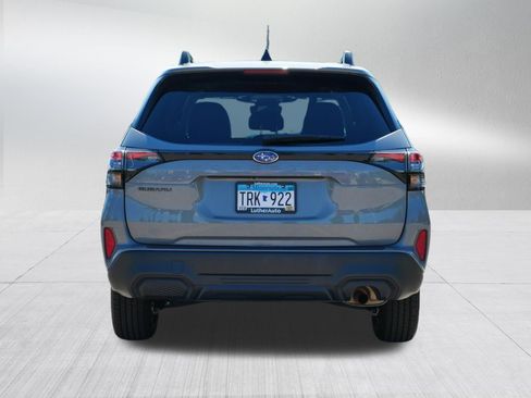 Used 2026 Subaru Forester Premium AWD/4WD image 6