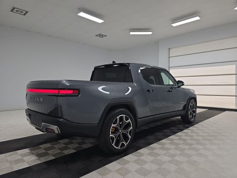 Used 2022 Rivian R1T Adventure AWD/4WD image 5