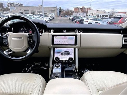 Used 2021 Land Rover Range Rover Westminster Edition image 12