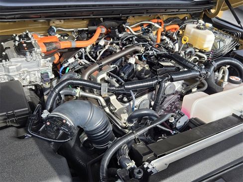 Used 2024 Toyota Land Cruiser image 17