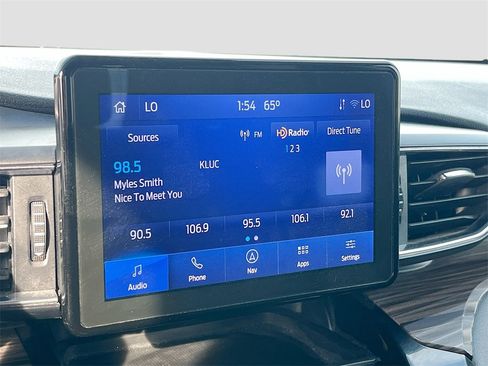 Used 2022 Ford Explorer Limited image 15