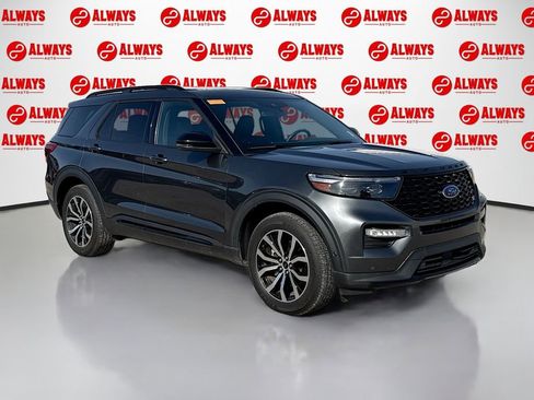 Used 2020 Ford Explorer ST image 3