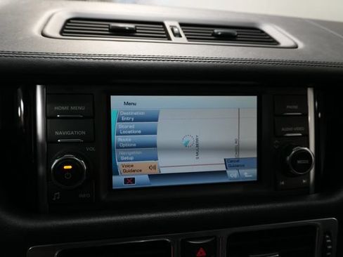 Used 2011 Land Rover Range Rover HSE AWD/4WD image 21