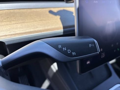 Used 2022 Tesla Model Y Long Range AWD/4WD image 26