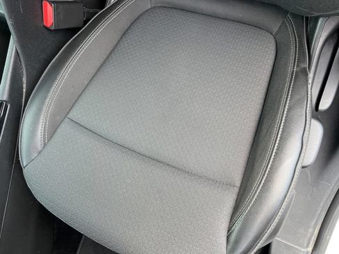Certified 2024 Buick Encore GX Preferred FWD image 10