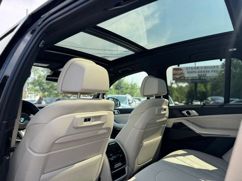 Used 2021 BMW X5 M50i w/ Executive Package AWD/4WD image 29