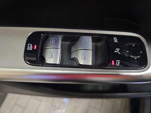 New 2026 Mercedes-Benz GLC 43 AMG 4MATIC image 29