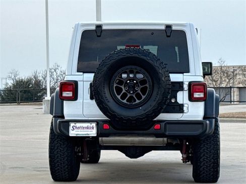 Used 2022 Jeep Wrangler Unlimited Sport image 8