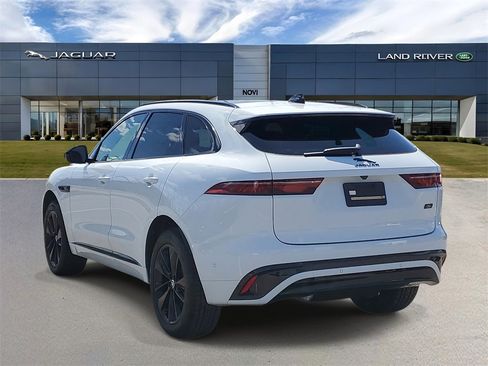 New 2026 Jaguar F-PACE R-Dynamic S image 2