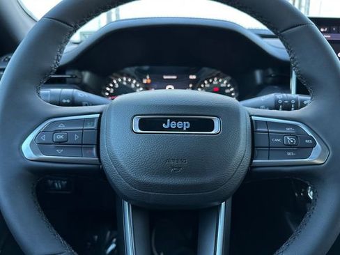 New 2026 Jeep Compass Latitude image 22
