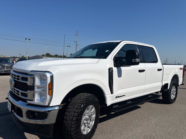 Used 2024 Ford F250 XLT w/ FX4 Off-Road Package AWD/4WD image 25