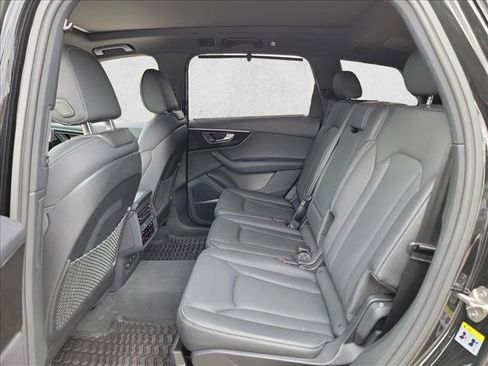 Used 2025 Audi Q7 3.0T Prestige AWD/4WD image 14