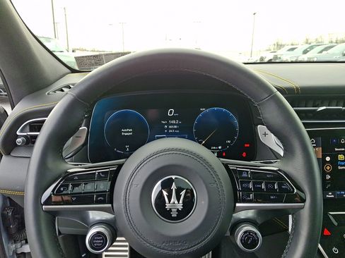 Used 2023 Maserati Grecale Modena image 20