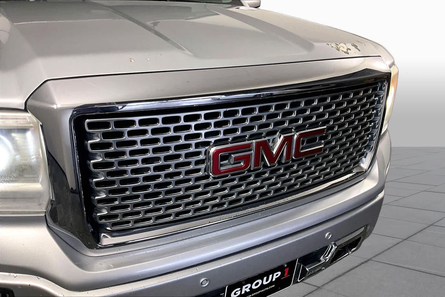 Used 2014 GMC Sierra 1500 Denali RWD image 28