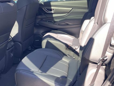 New 2025 Subaru Ascent Limited w/ Popular Package #2 image 5