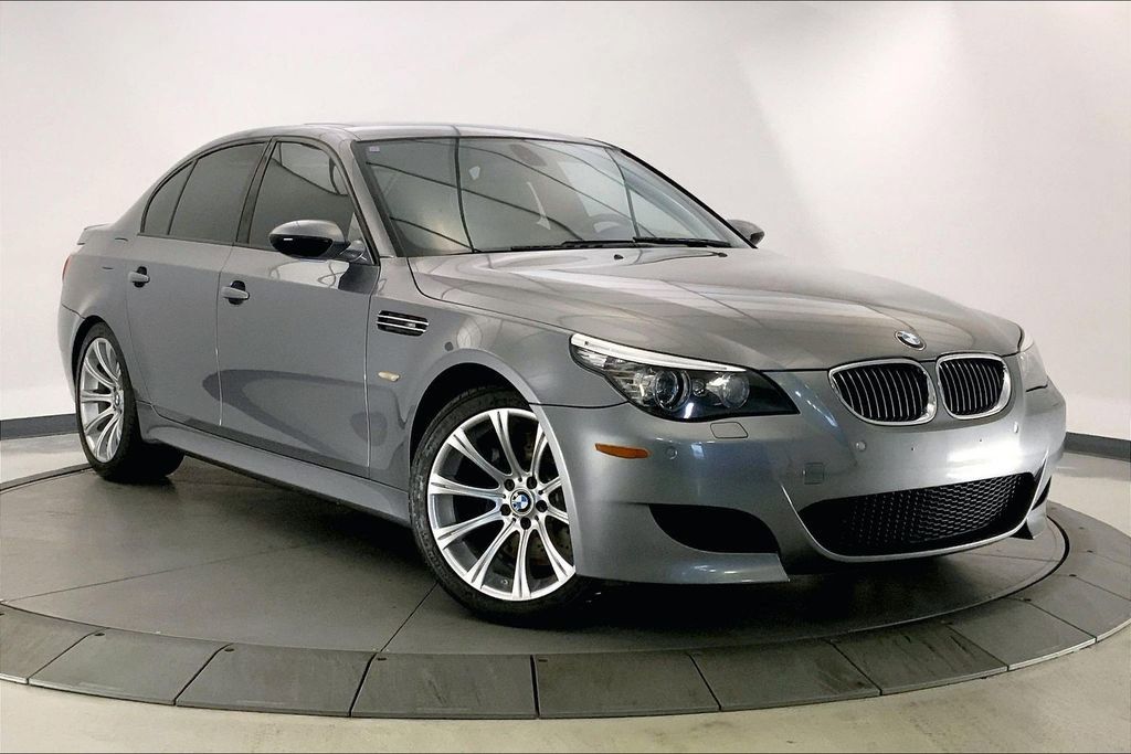 Used 2008 BMW M5 RWD image 1