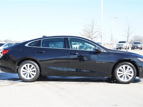 Used 2024 Chevrolet Malibu LT image 10