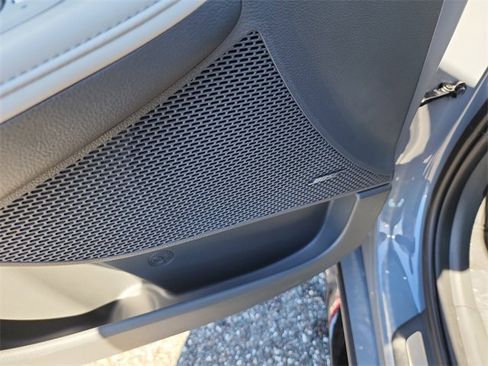 New 2025 Hyundai Sonata Limited image 11