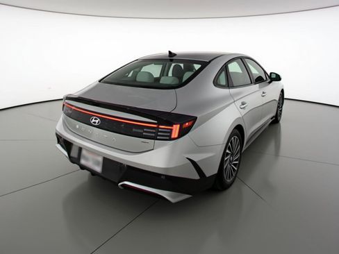 Used 2025 Hyundai Sonata SEL image 9