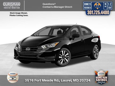 Used 2023 Nissan Versa SV image 1