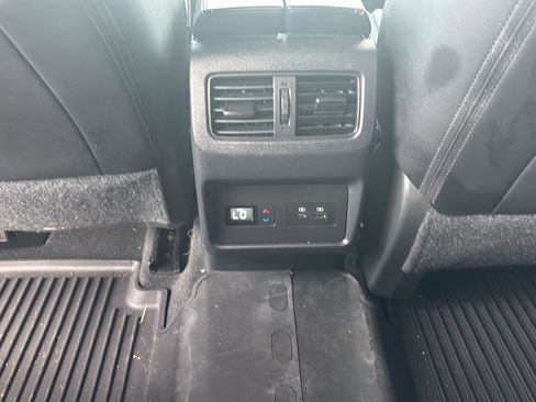 Used 2023 Nissan Rogue SL FWD image 19
