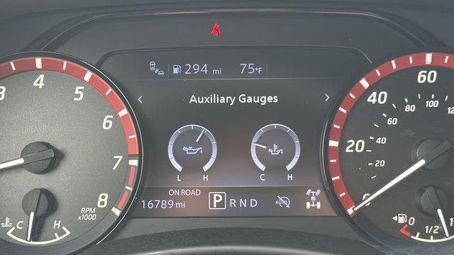 Used 2026 Nissan Frontier PRO-4X AWD/4WD image 21