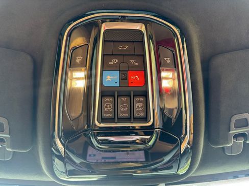 Used 2024 Jeep Grand Cherokee L Summit AWD/4WD image 36