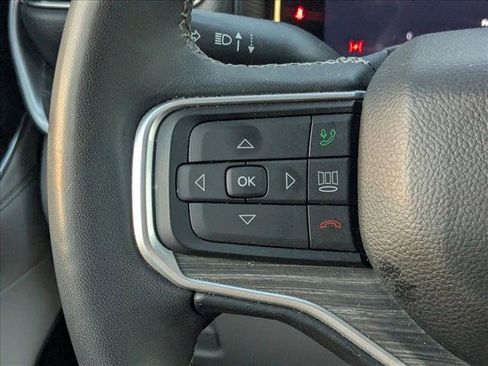 Used 2024 Jeep Wagoneer L Series II image 4