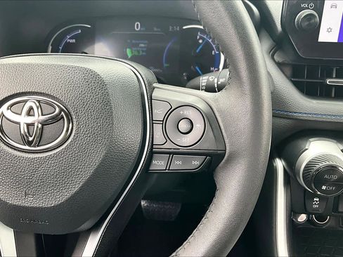 Used 2023 Toyota RAV4 XSE AWD/4WD image 25