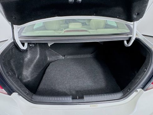 Used 2013 Honda Civic LX image 6