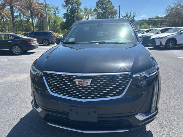 Used 2024 Cadillac XT6 Premium Luxury AWD/4WD image 2