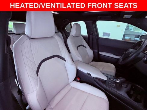 Used 2025 Lexus UX 300h FWD w/ Accessory Package (Z1) image 11