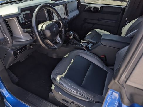 Certified 2024 Ford Bronco Outer Banks AWD/4WD image 9