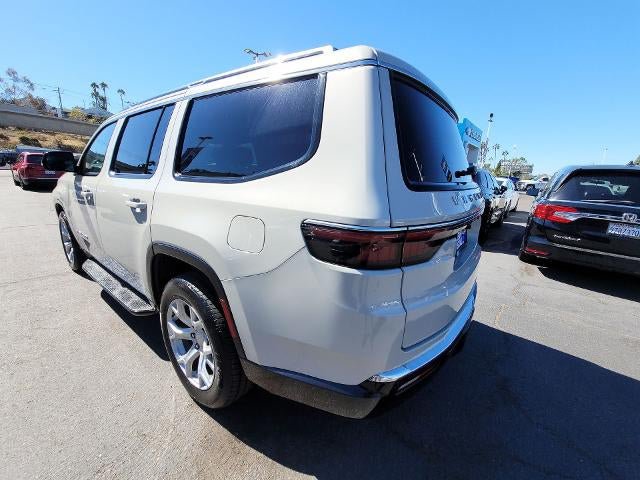 Used 2022 Jeep Wagoneer Series II RWD image 6