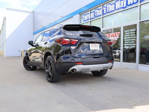 Used 2022 Chevrolet Blazer LT w/ Sound & Technology Package AWD/4WD image 36