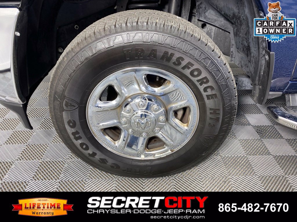 Used 2024 RAM 2500 Big Horn w/ Bed Utility Group AWD/4WD image 9