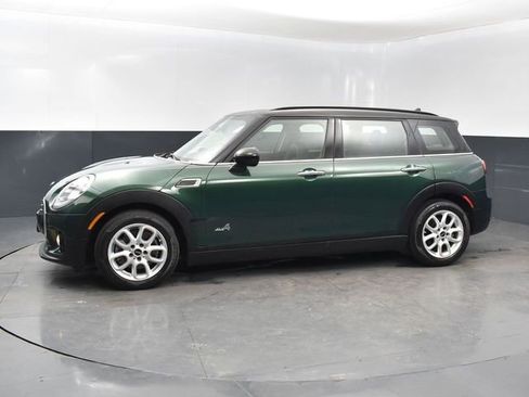 Used 2017 MINI Cooper Clubman ALL4 w/ Premium Package AWD/4WD image 2