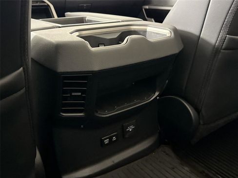 Used 2023 Toyota Tundra Limited image 36