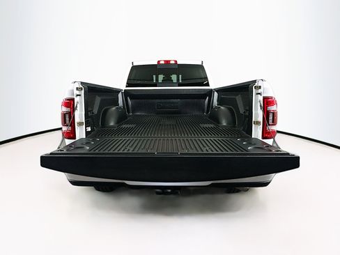 Used 2024 RAM 2500 Laramie image 30