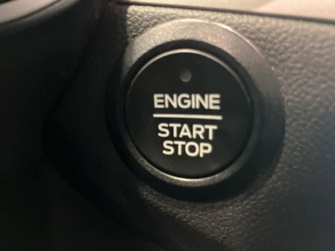 Used 2022 Ford Escape SEL image 19