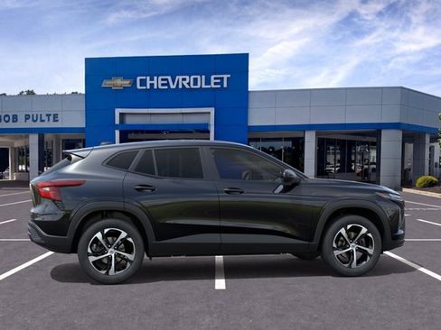 New 2026 Chevrolet Trax RS w/ Driver Confidence Package FWD image 5