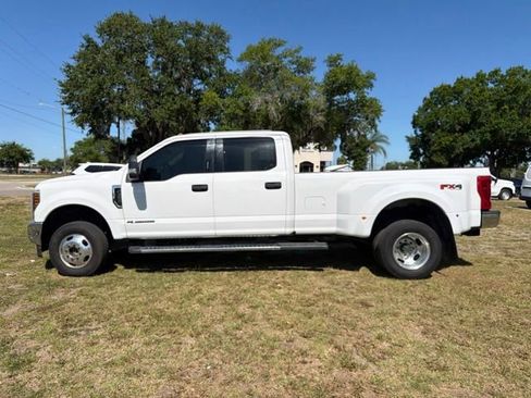 Used 2019 Ford F350 XLT w/ XLT Value Package AWD/4WD image 8