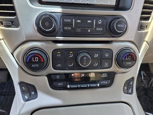 Used 2019 GMC Yukon XL Denali w/ Denali Ultimate Package AWD/4WD image 6
