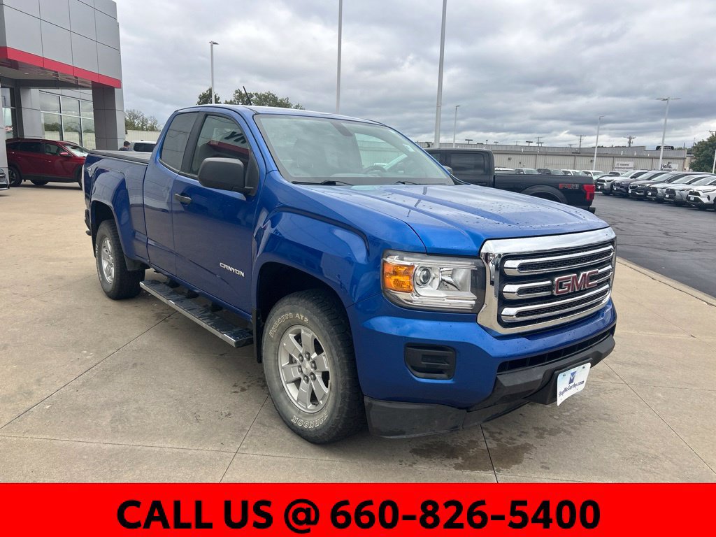 Used 2019 GMC Canyon 4x4 Extended Cab w/ Convenience Package image 4