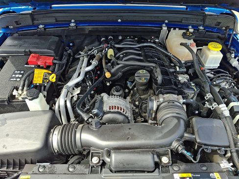 Used 2022 Jeep Gladiator Sport image 27