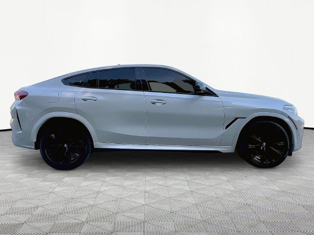 Used 2021 BMW X6 xDrive40i AWD/4WD image 4