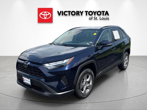 Used 2025 Toyota RAV4 XLE FWD image 7