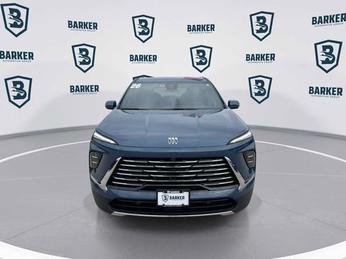 Used 2026 Buick Enclave Preferred FWD image 4