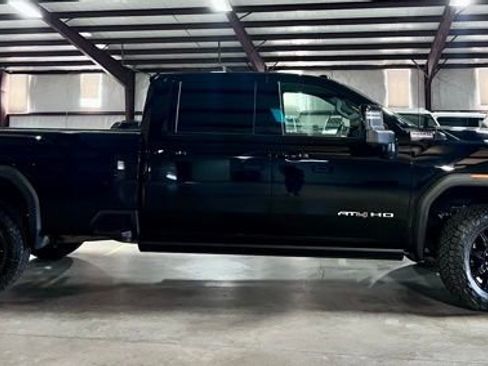 Used 2024 GMC Sierra 3500 AT4 w/ AT4 Premium Plus Package image 2