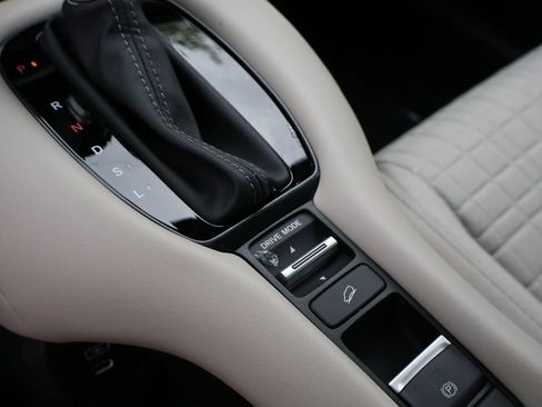 New 2026 Honda HR-V LX image 29